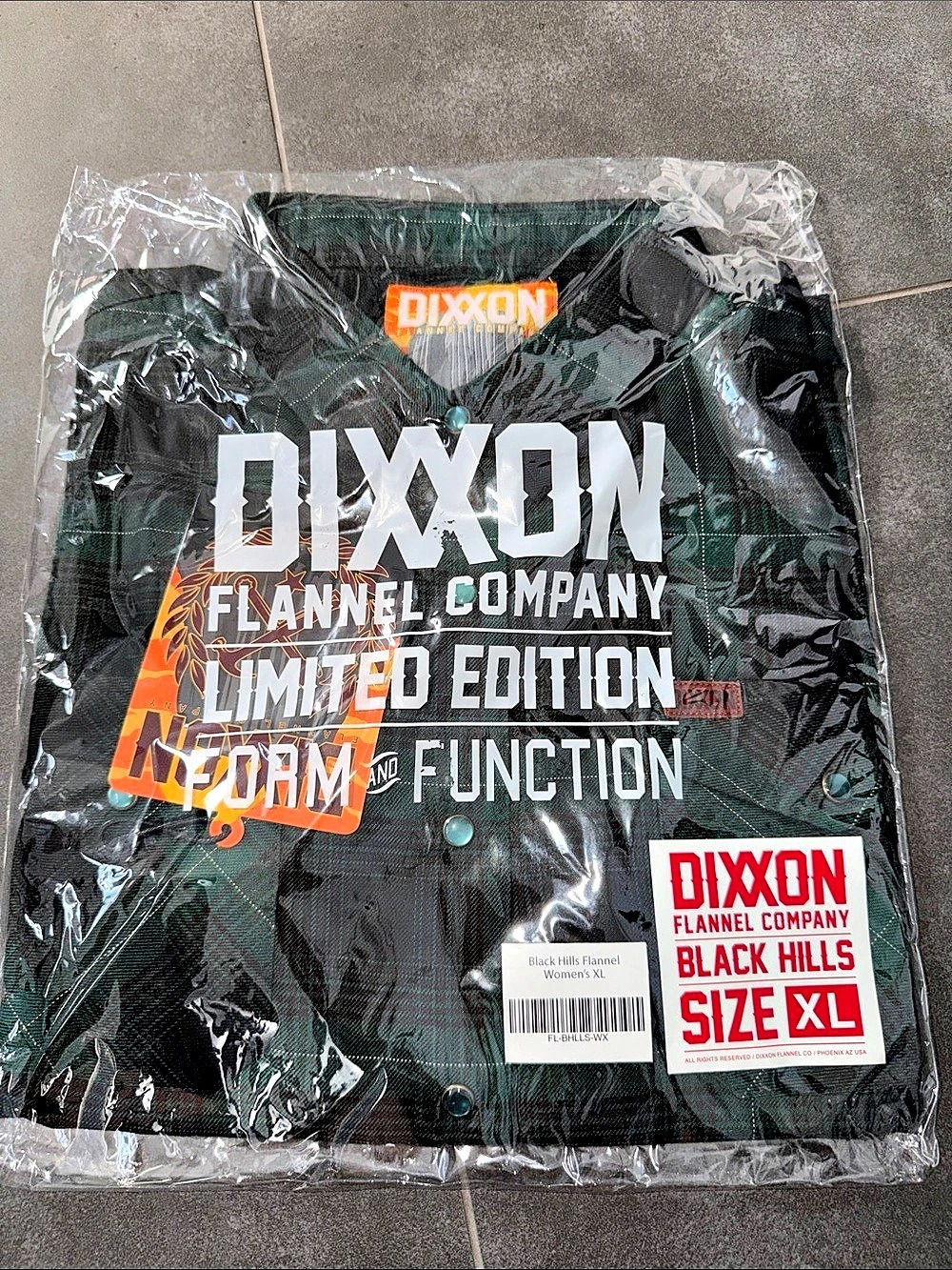 Dixxon Flannel Company Limited Edition Black Hills Black WXL